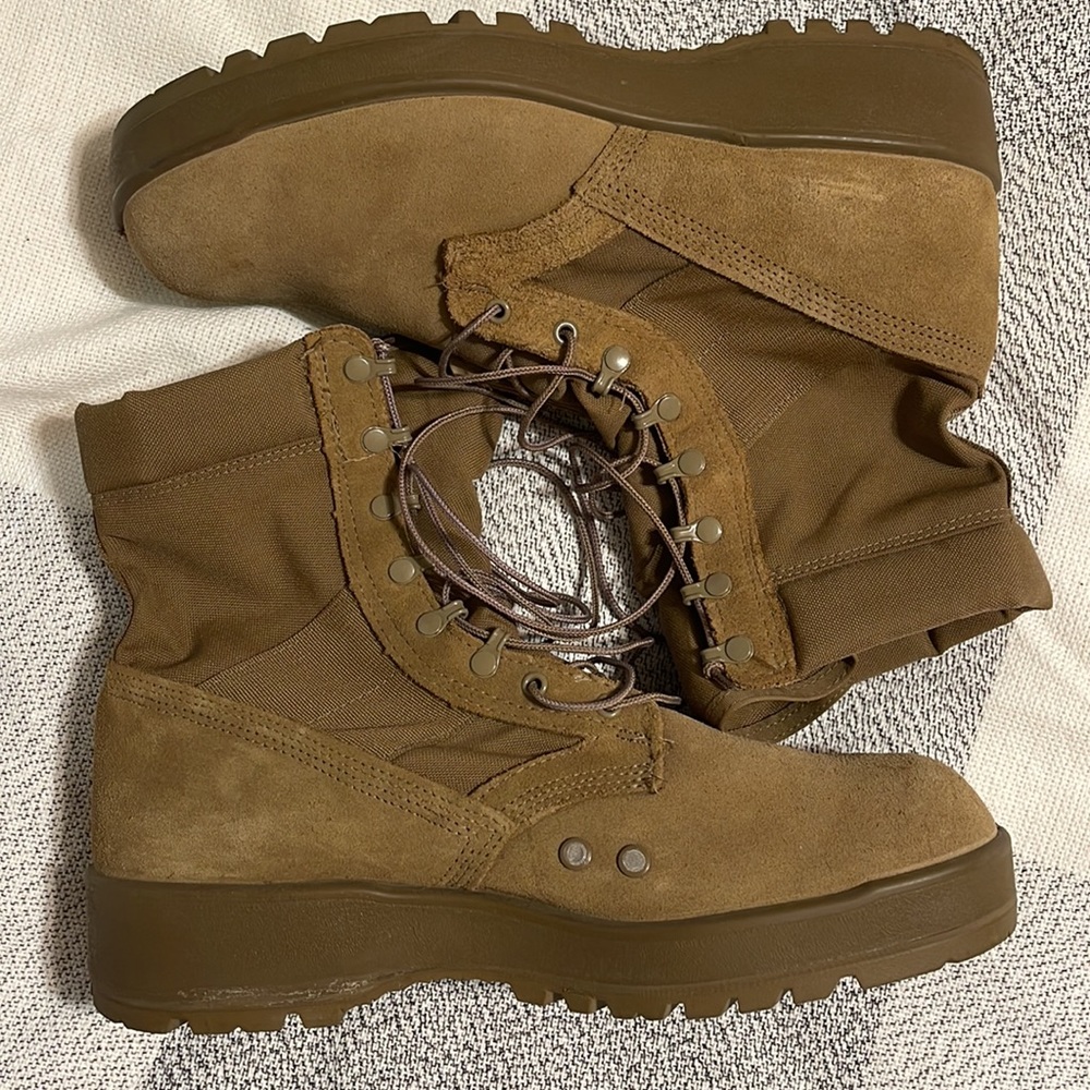 Men’s Military hot weather boots, size 14 Regular